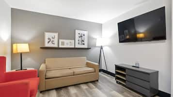 Suite, 1 Bedroom, Non Smoking | 1 bedroom, desk, blackout drapes, iron/ironing board