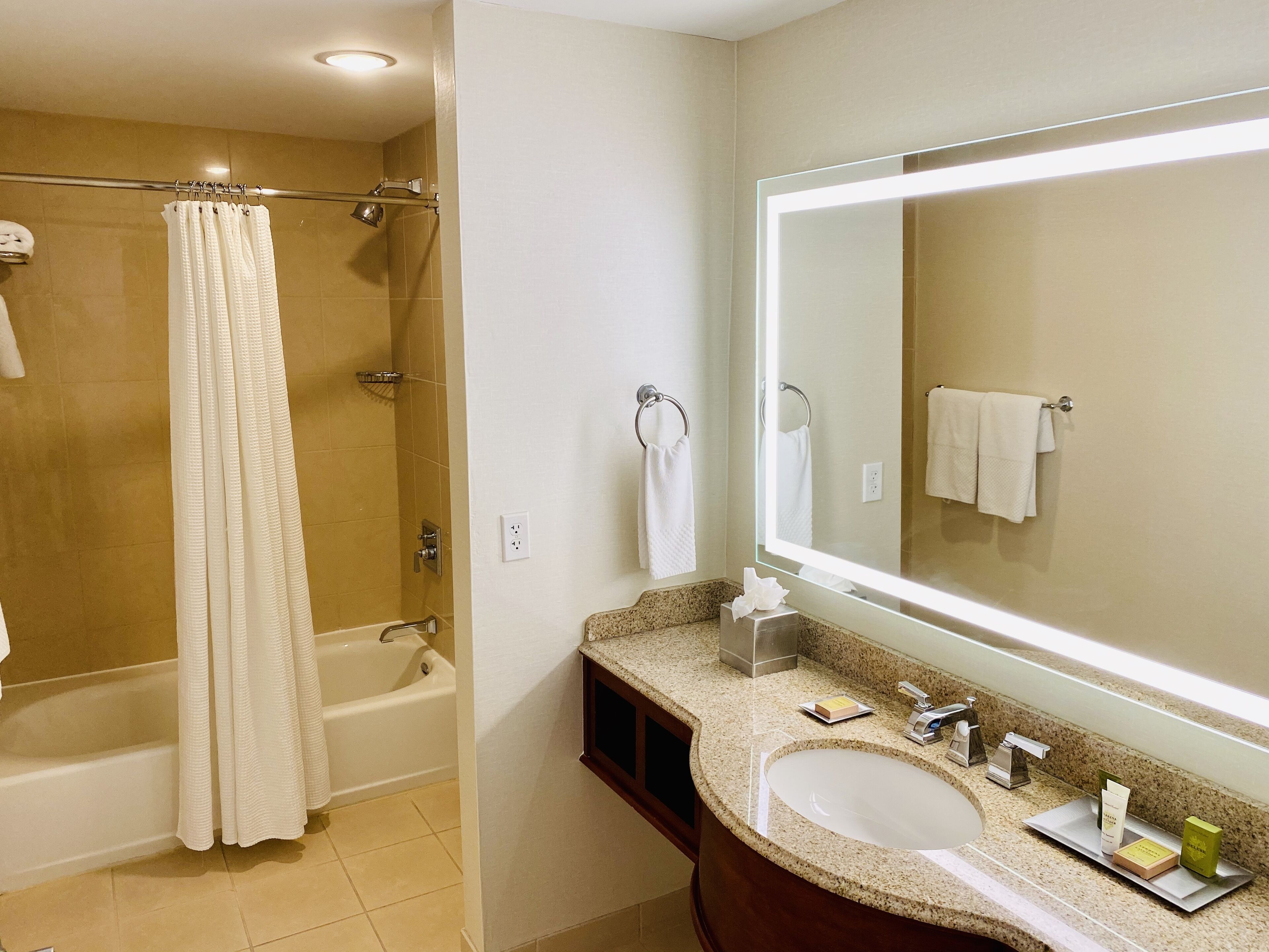 standard room, 2 double beds | bathroom | designer toiletries, hair dryer, bathrobes, towels