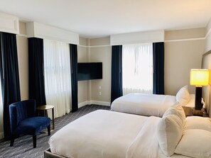 Habitación estándar, 2 camas matrimoniales | Ropa de cama de alta calidad y camas con pillow-top 