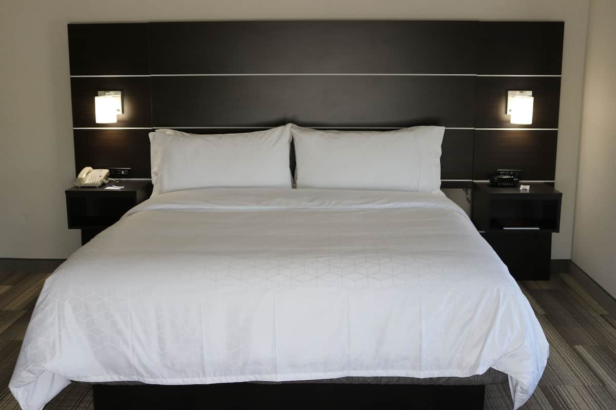 Tallelokero huoneessa, työpöytä