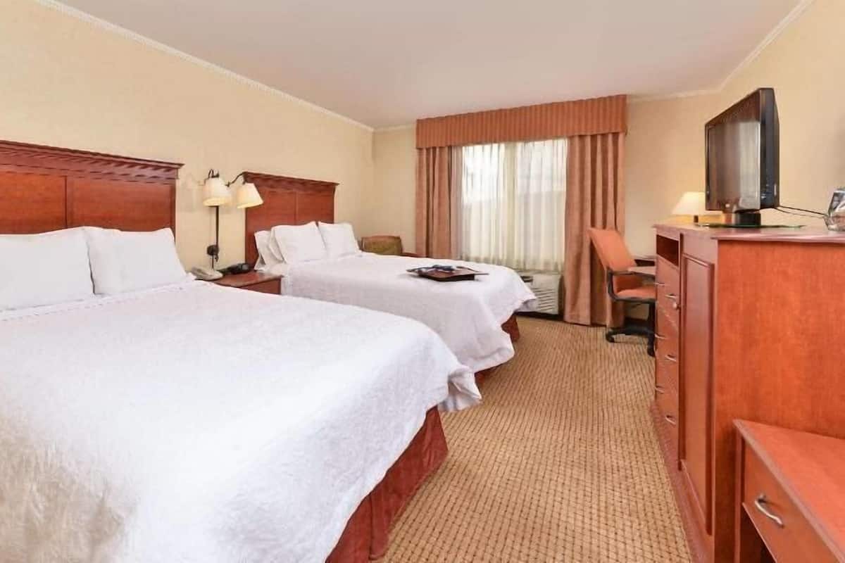 Desk, iron/ironing board, free cots/infant beds, free rollaway beds