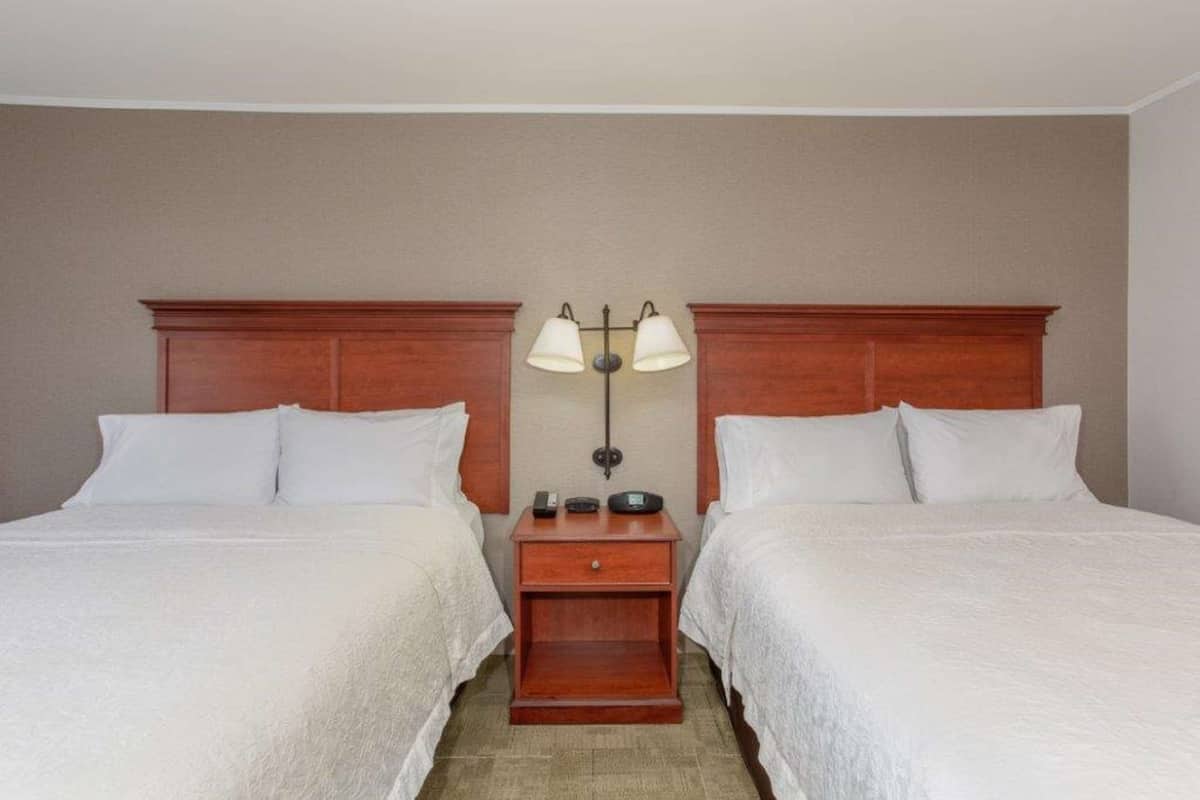 Room, 2 Queen Beds, Accessible, Bathtub (Mobility & Hearing) | Desk, iron/ironing board, free cots/infant beds, free rollaway beds