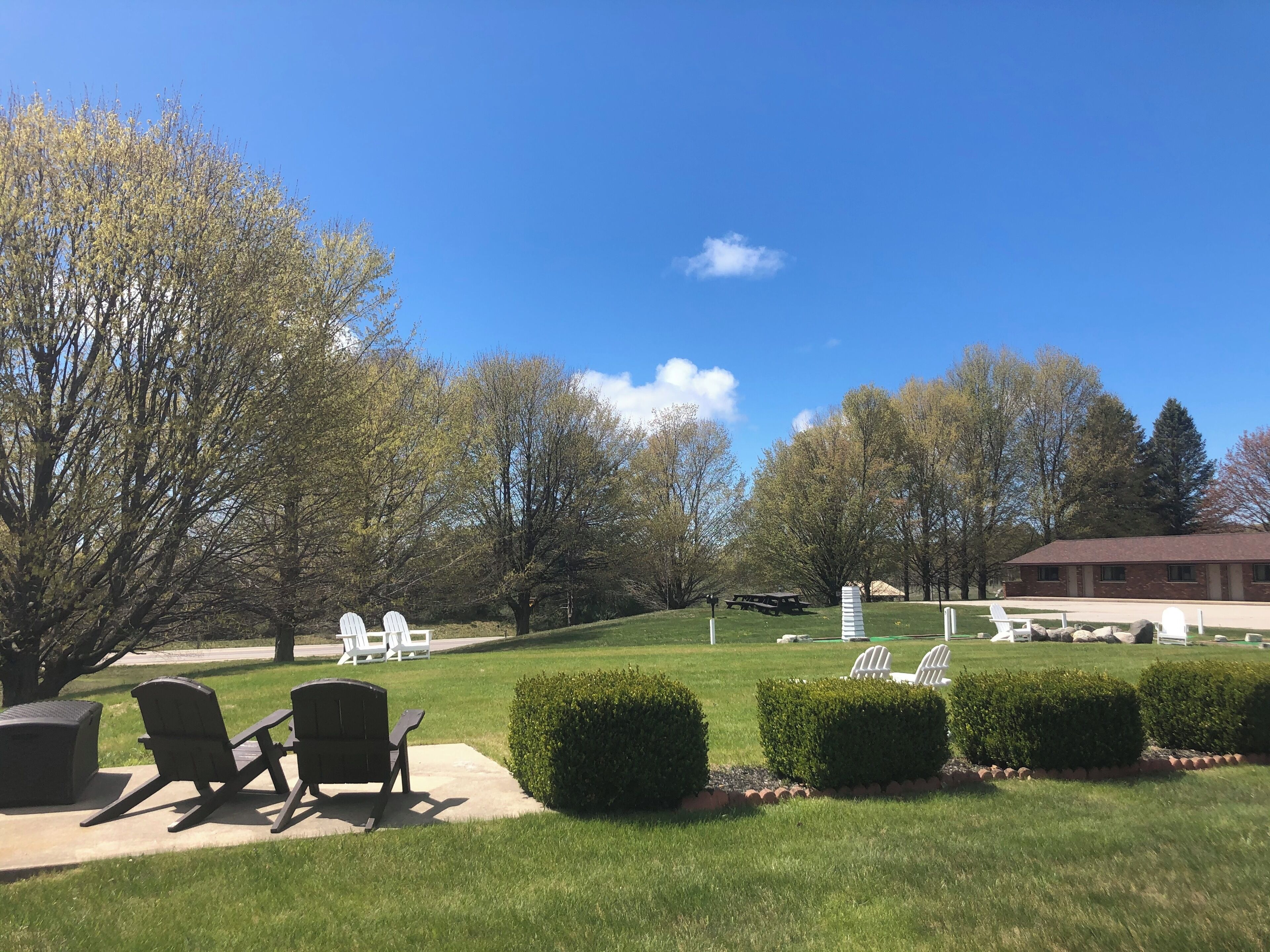 Deluxe Room, Park View | Courtyard view