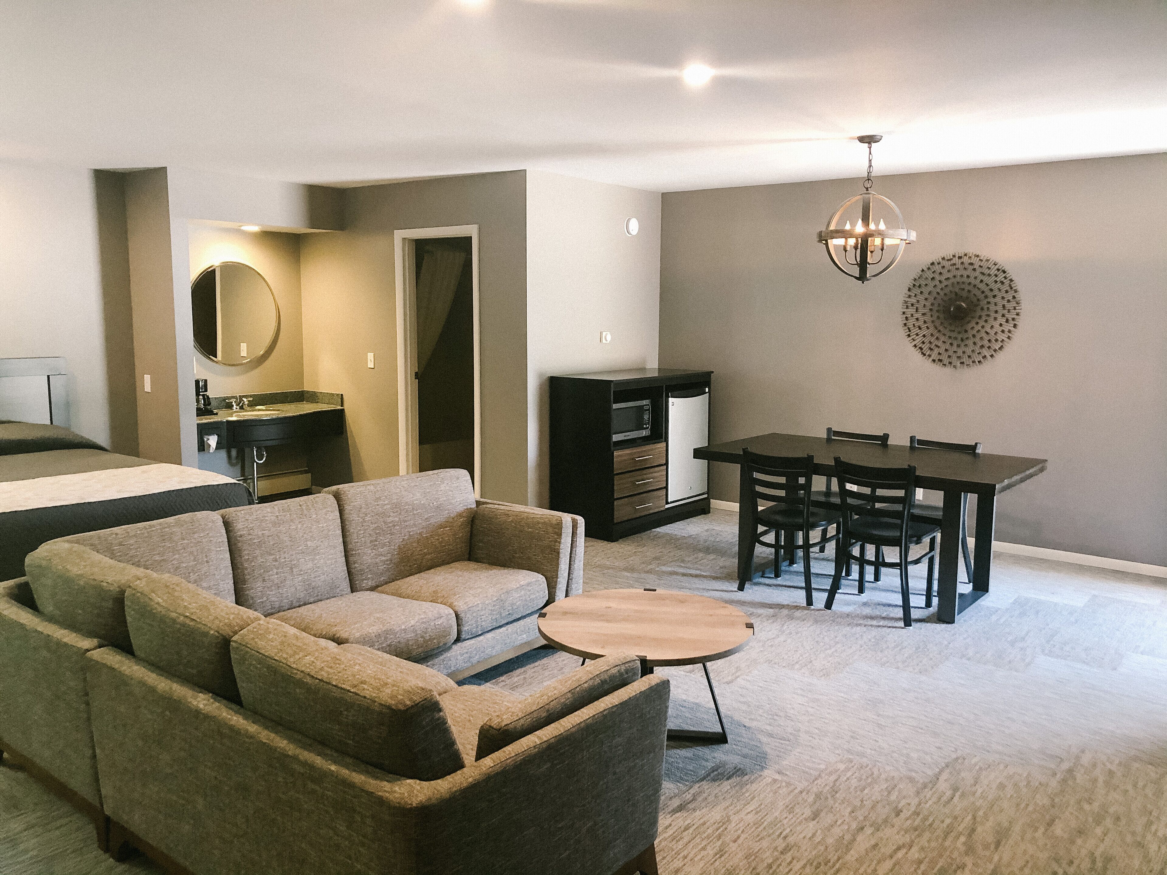 Inn at the Alpine by Budget Host