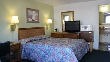 Standard Room, 1 Queen Bed | Desk, iron/ironing board, free WiFi