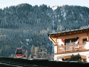 Snow and ski sports - Hotel Kaiserhof Kitzbuehel (Kitzbuhel)