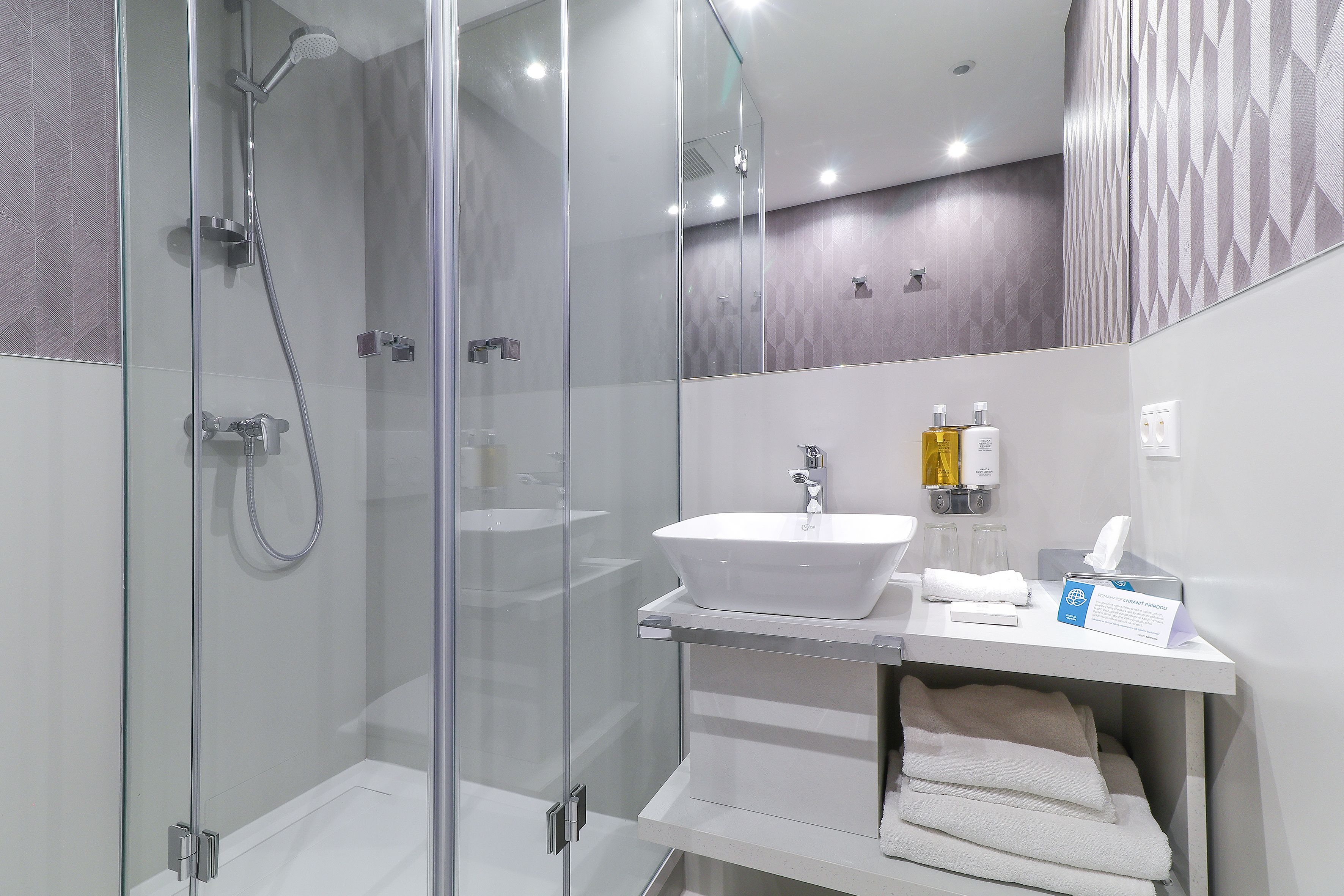 double room | bathroom | free toiletries, hair dryer, towels