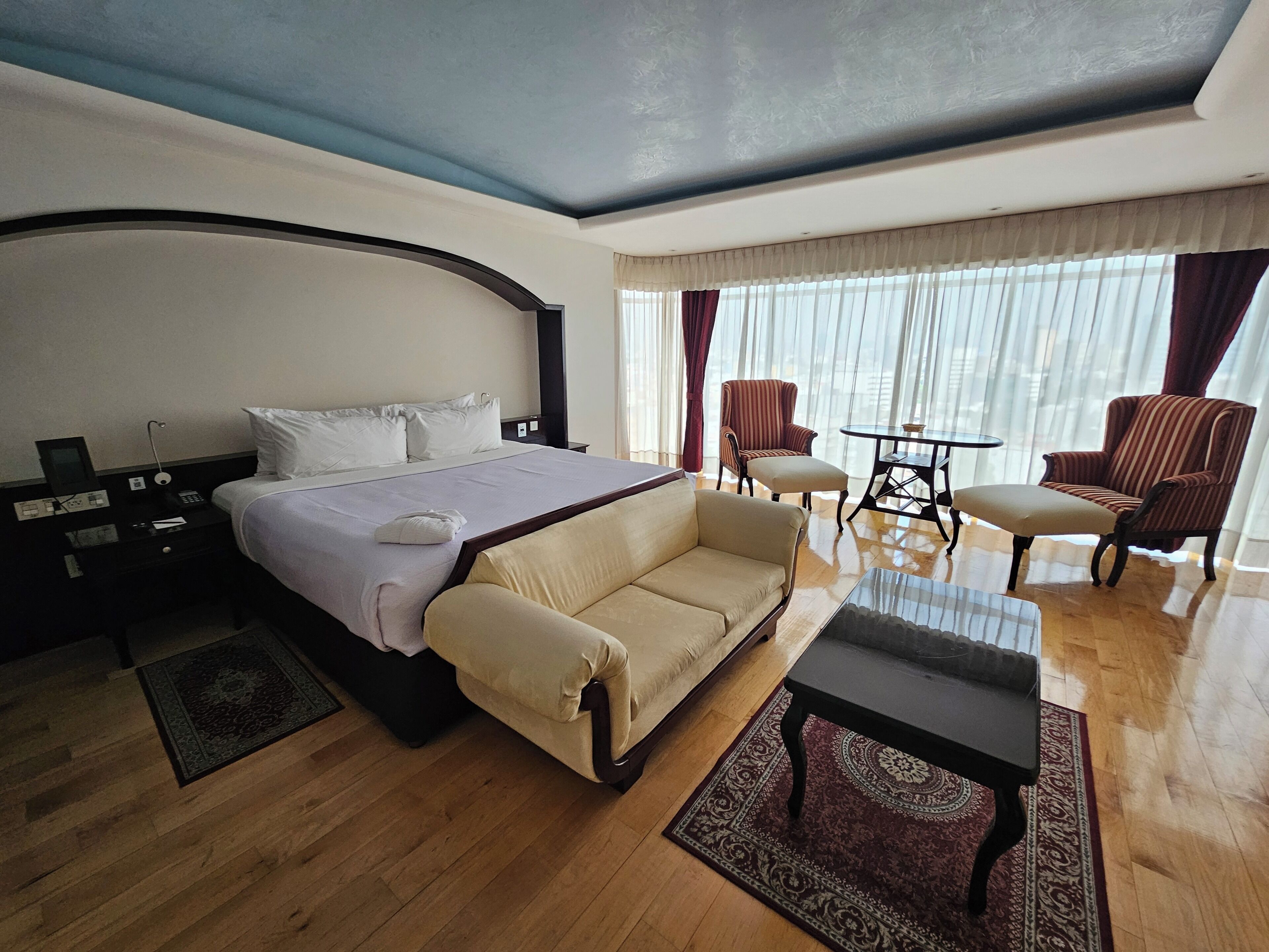 프레지덴셜 스위트, 침실 1개, 금연 | 오리/거위털 이불, 무료 미니바, 객실 내 금고, 책상