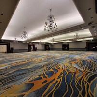 2 bars, bar sur le toit, bar karaoké