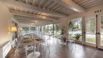 Desayuno buffet incluido todos los días