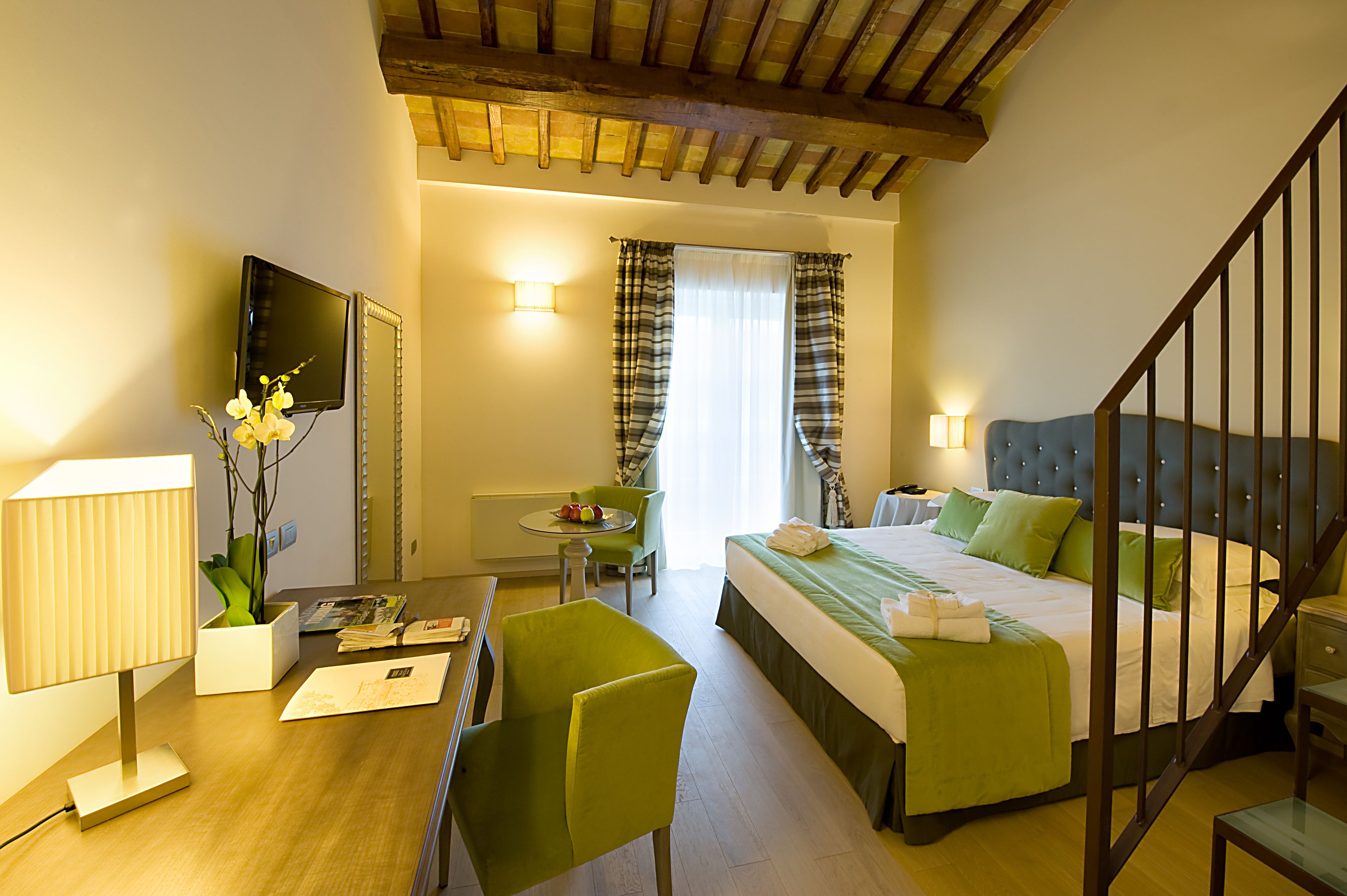 premium bedding, minibar, in-room safe, desk