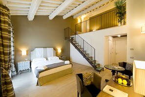 Premium bedding, minibar, in-room safe, desk - Relais dell'Olmo (Perugia)