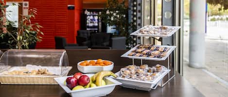 Gratis frukostbuffé varje dag