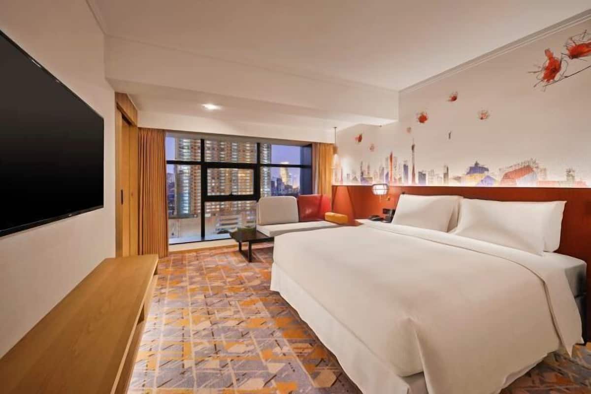 1 bedroom, premium bedding, down duvets, memory-foam beds