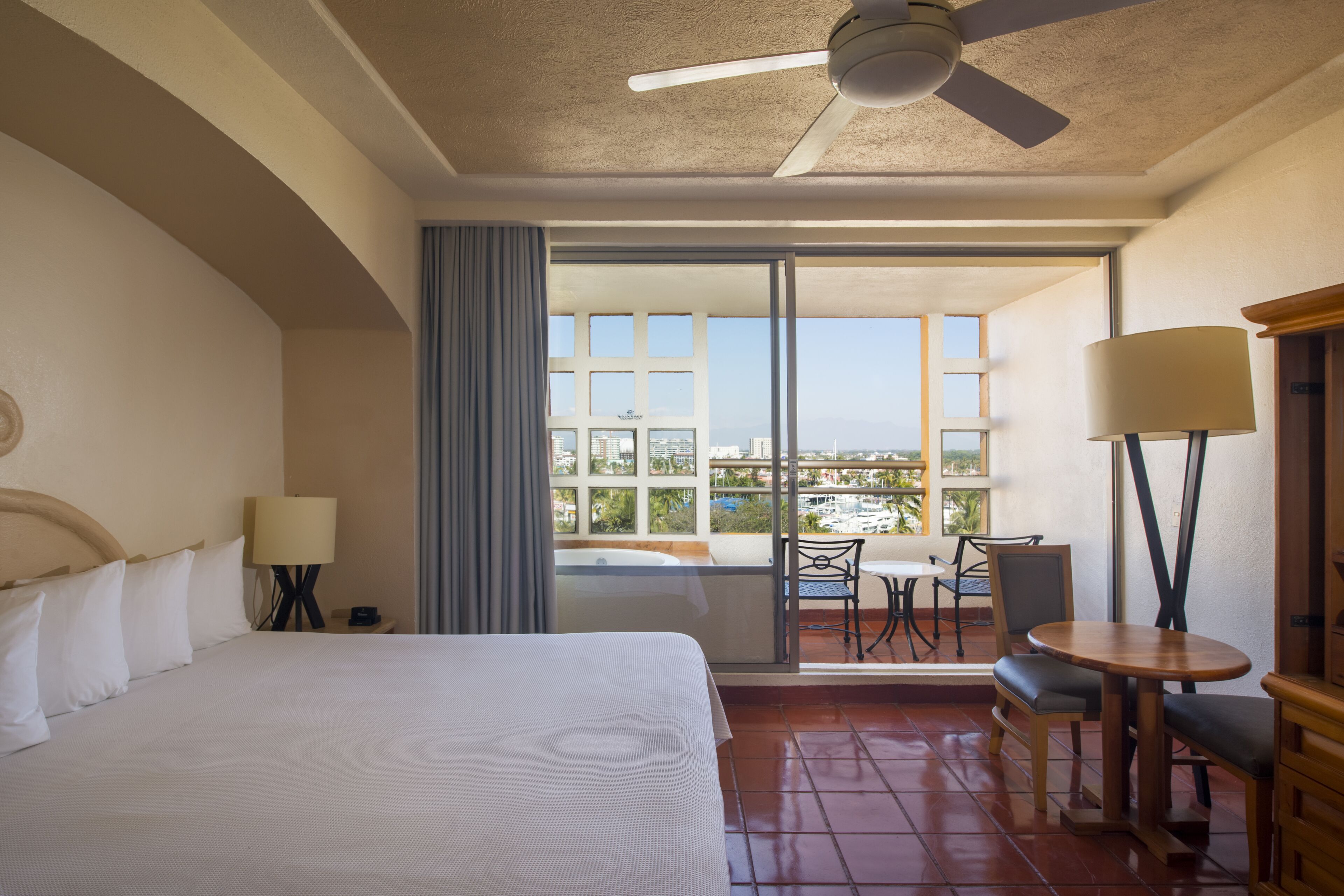 Studio, 1 King-Bett, Whirlpool