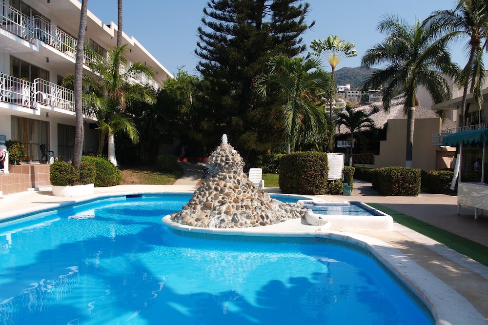 El Tropicano