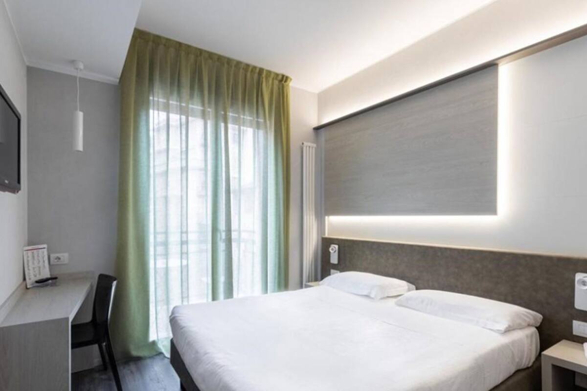 Couette en duvet d'oie, minibar, coffres-forts dans les chambres, bureau