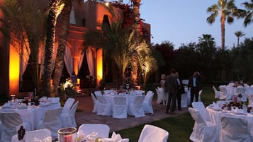 Área para banquetes al aire libre