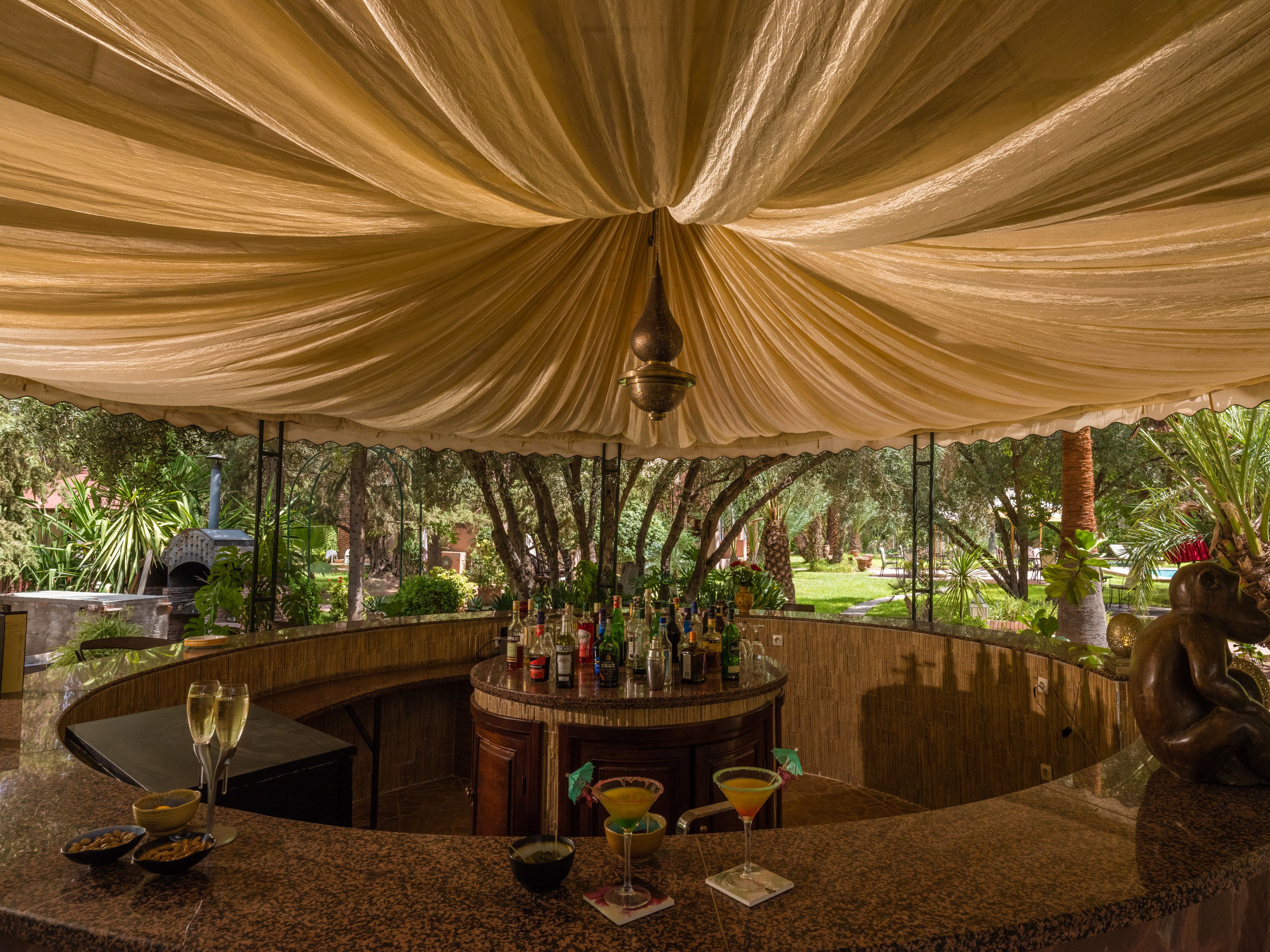 Bar (en la propiedad)