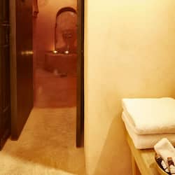 Turkish bath/hammam, body treatments, hot stone massages