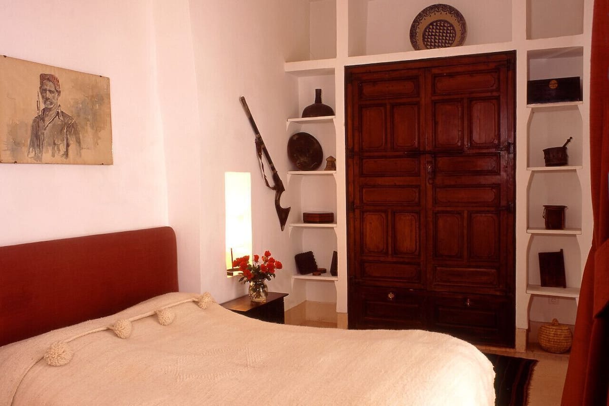 Minibar, in-room safe, individually decorated, individually furnished