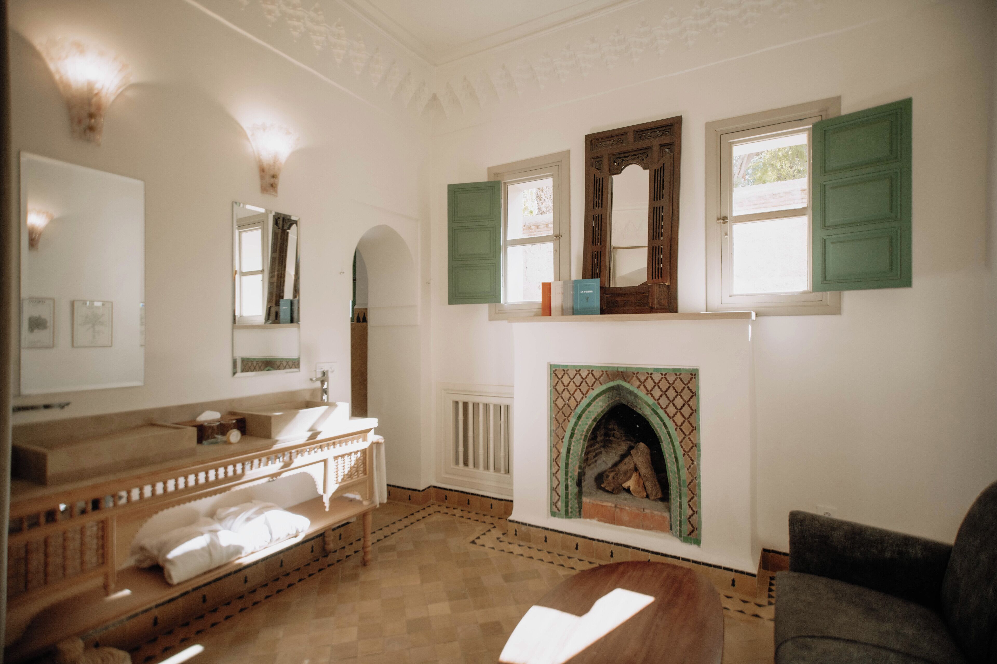 junior suite | 1 bedroom, minibar, in-room safe, blackout curtains