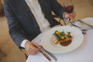 3 restaurants; breakfast, lunch, and dinner served - Les Deux Tours (Marrakech)