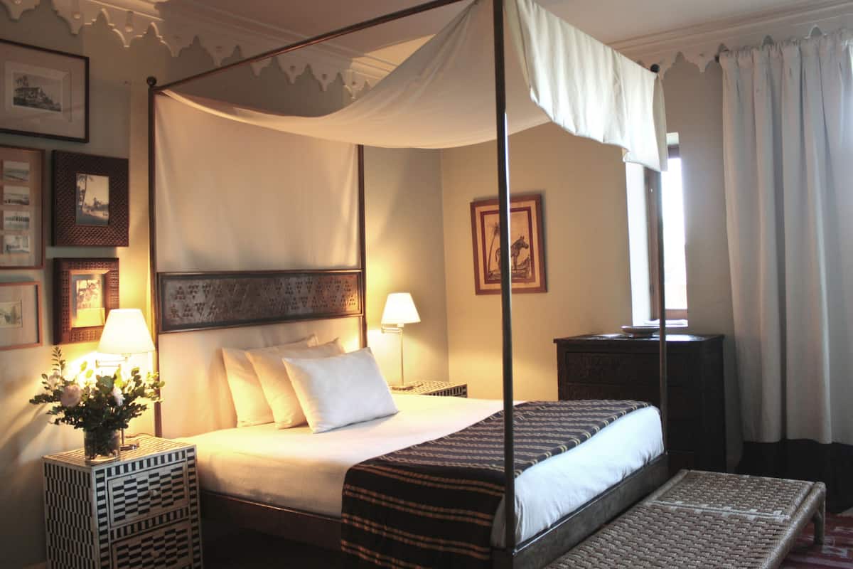 Premium bedding, in-room safe, desk, blackout curtains