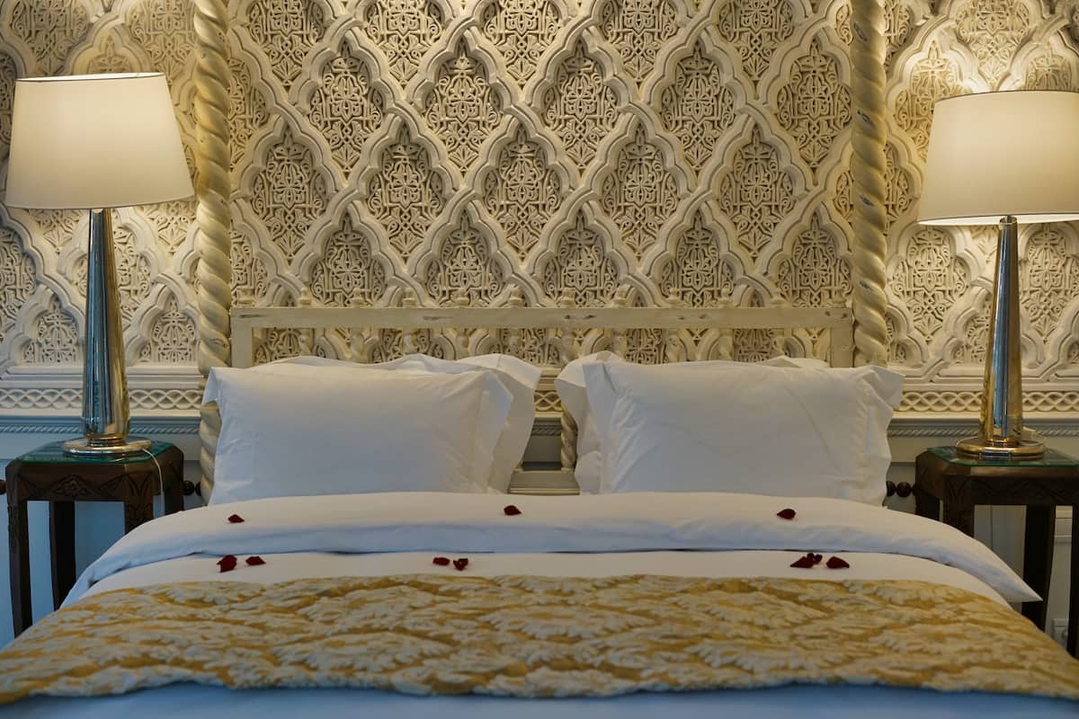 Suite Grand, 1 letto king, non fumatori, vista città | 1 camera, biancheria in cotone egiziano
