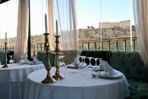 4 Restaurants, FrĂŒhstĂŒck, Mittagessen, Abendessen, marrokanische KĂŒche