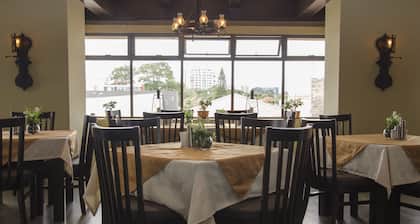 Hotel Plaza Real Suites & Apartments