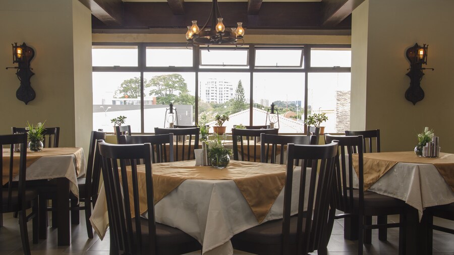 Hotel Plaza Real Suites & Apartments