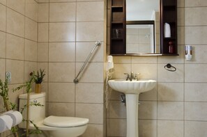 Premium Double Room | Bathroom - Hotel Plaza Real Suites & Apartments (San José)