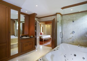 Deluxe Room | Jetted bathtub - Andaman Princess Resort & Spa (Takua Pa)