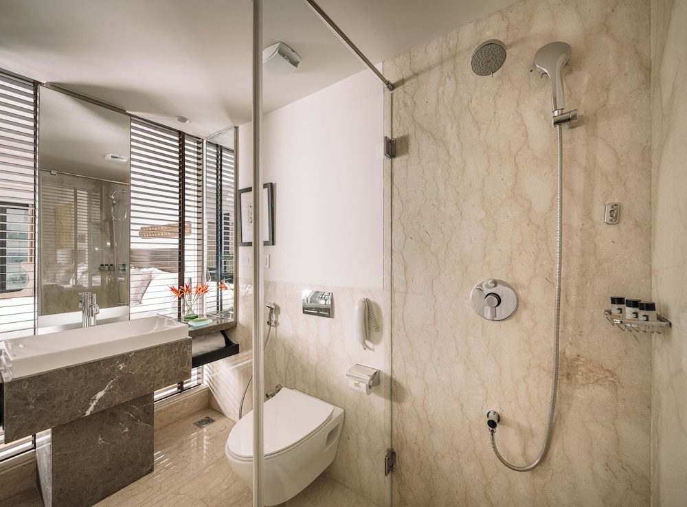 The Raintree, St Mary's Road by null