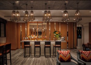 Lobby lounge - The Raintree, St. Mary's Road (Chennai)