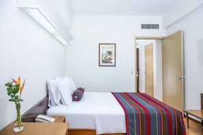 Double or Twin Room | In-room safe, desk, blackout drapes, free WiFi - Hotel San Agustin Riviera (Lima)