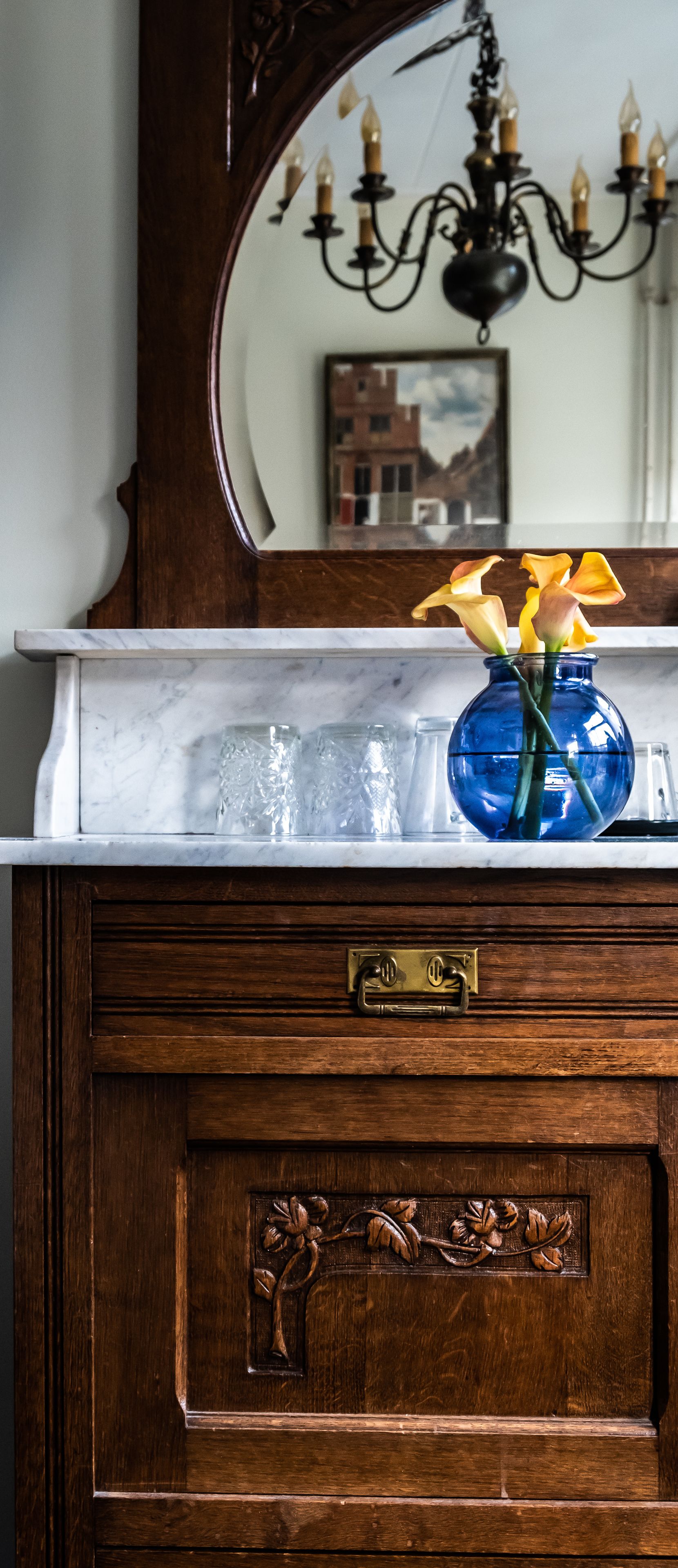 double room, 1 king bed, canal view | free minibar, in-room safe, individually decorated