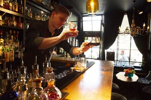 Bar (on property) - Rosalia's Menagerie InnUpstairs (Amsterdam)