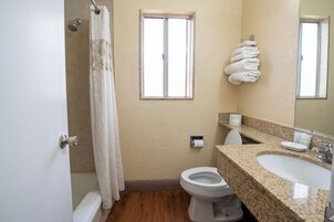 Shower, free toiletries, hair dryer, towels