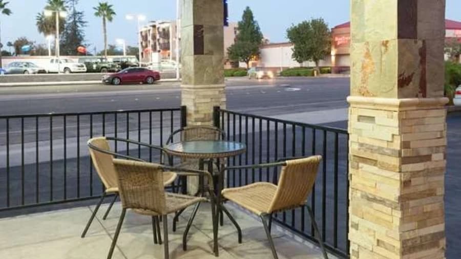 Om Park Inn and Suites El Cajon near San Diego