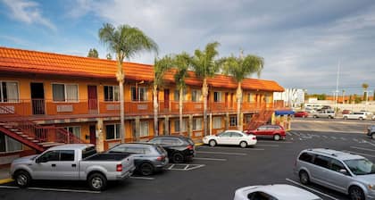 Om Park Inn and Suites El Cajon near San Diego