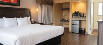 Om Park Inn and Suites El Cajon near San Diego