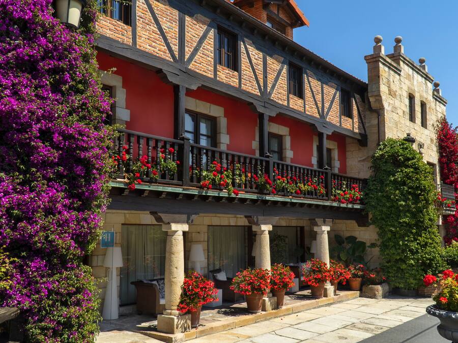 Fachada de la propiedad