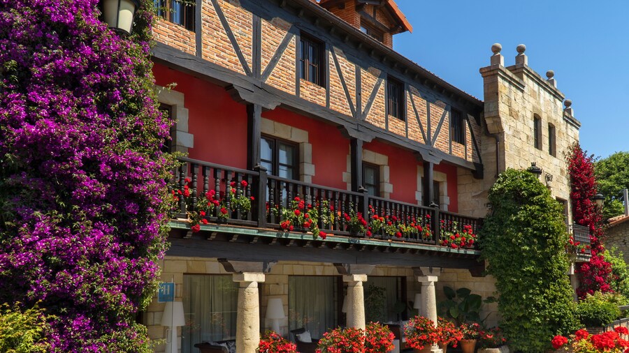 Costa Esmeralda Suites