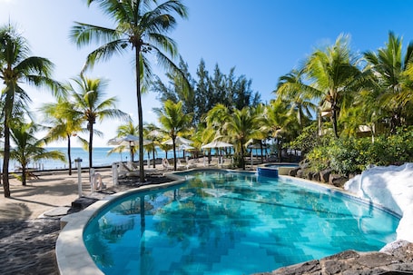 Außenpool, Cabañas (kostenlos), Sonnenschirme. Hibiscus Boutique Hotel
