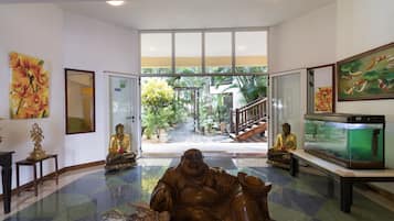 Nội thất lối vào