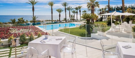 Lunch, dinner served; Italian cuisine, pool views