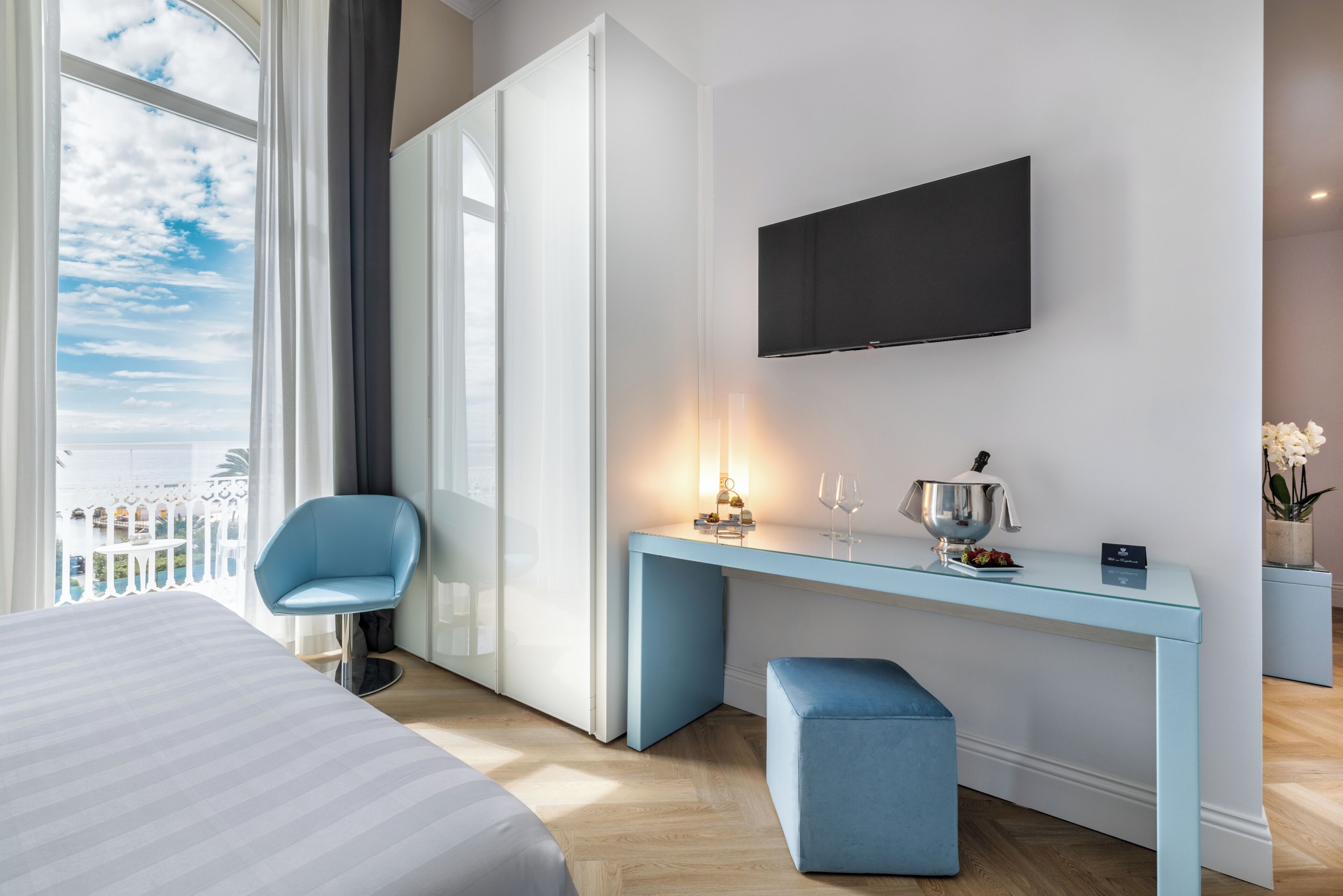 Premium-Zimmer, Balkon, Meerblick | Hochwertige Bettwaren, Pillowtop-Betten, Minibar, Zimmersafe