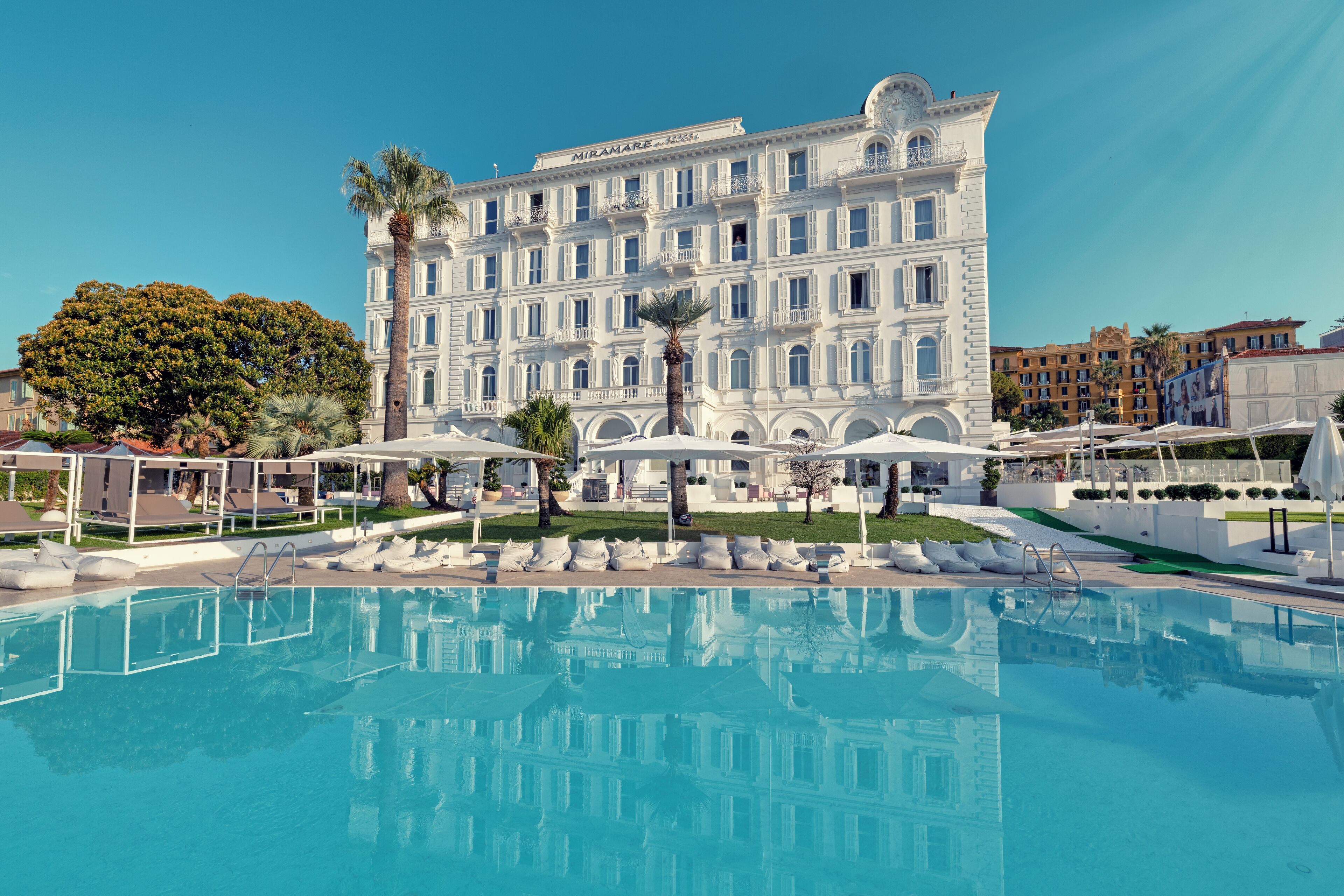 Seasonal outdoor pool, open 8:00 AM to 8:00 PM, cabanas (surcharge)